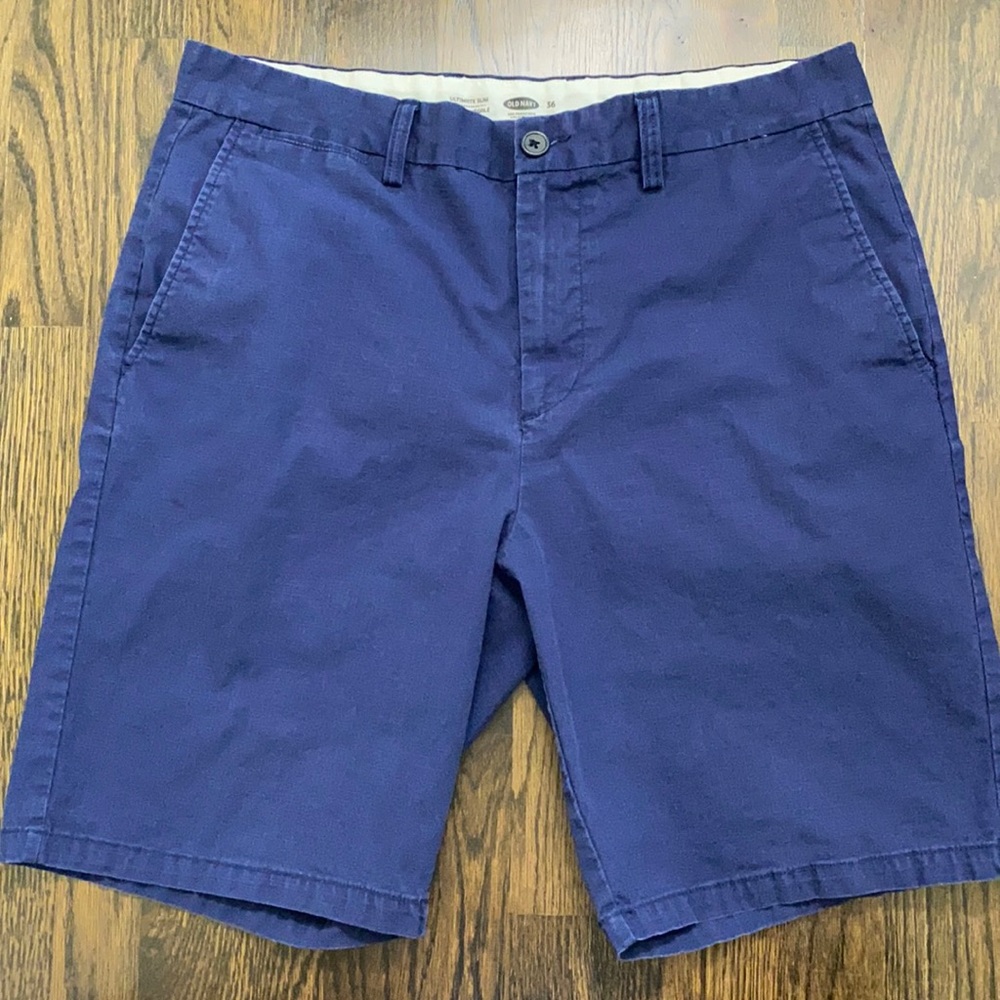 EUC Old Navy Flat Front Shorts size 36